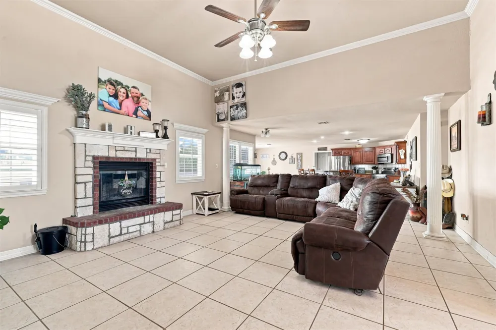 16674 Shebester Madill, OK 73446