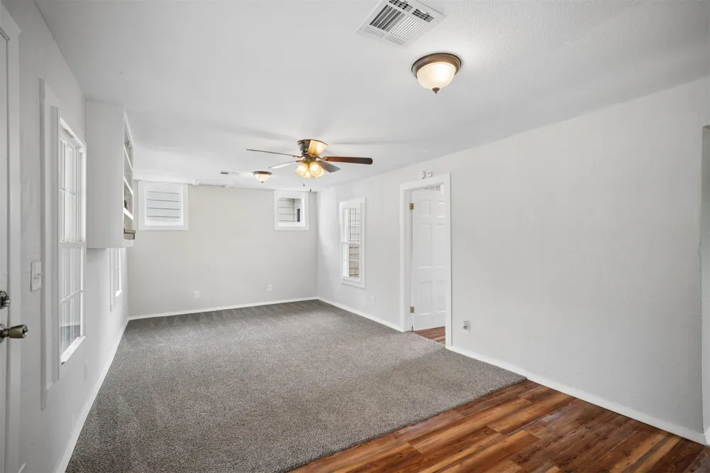 1335 E Maple St Cushing, OK 74023