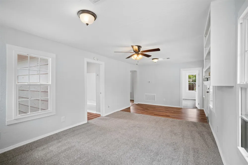 1335 E Maple St Cushing, OK 74023
