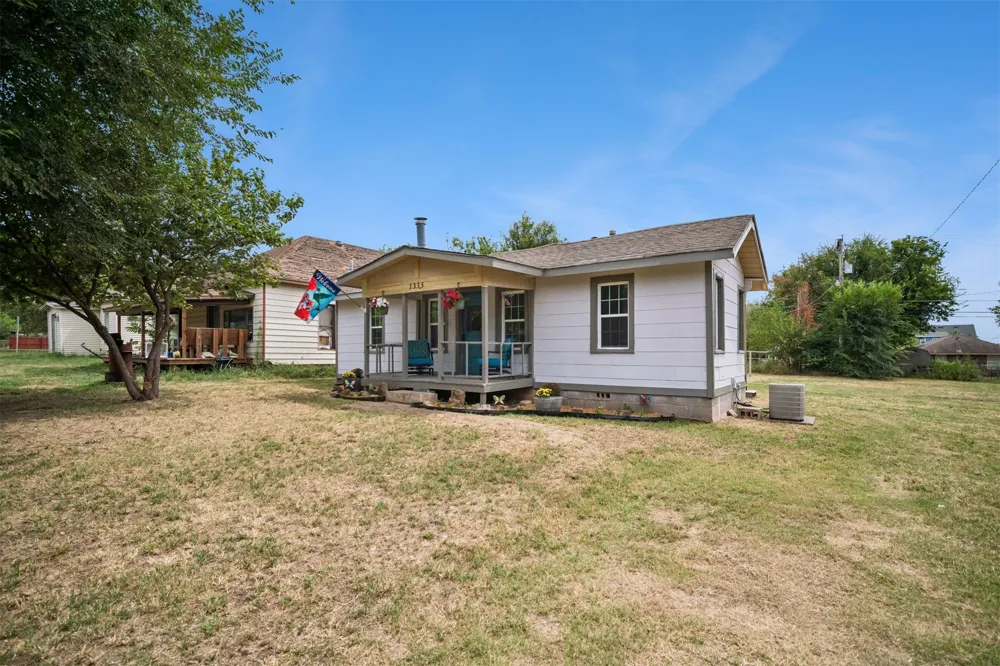 1335 E Maple St Cushing, OK 74023