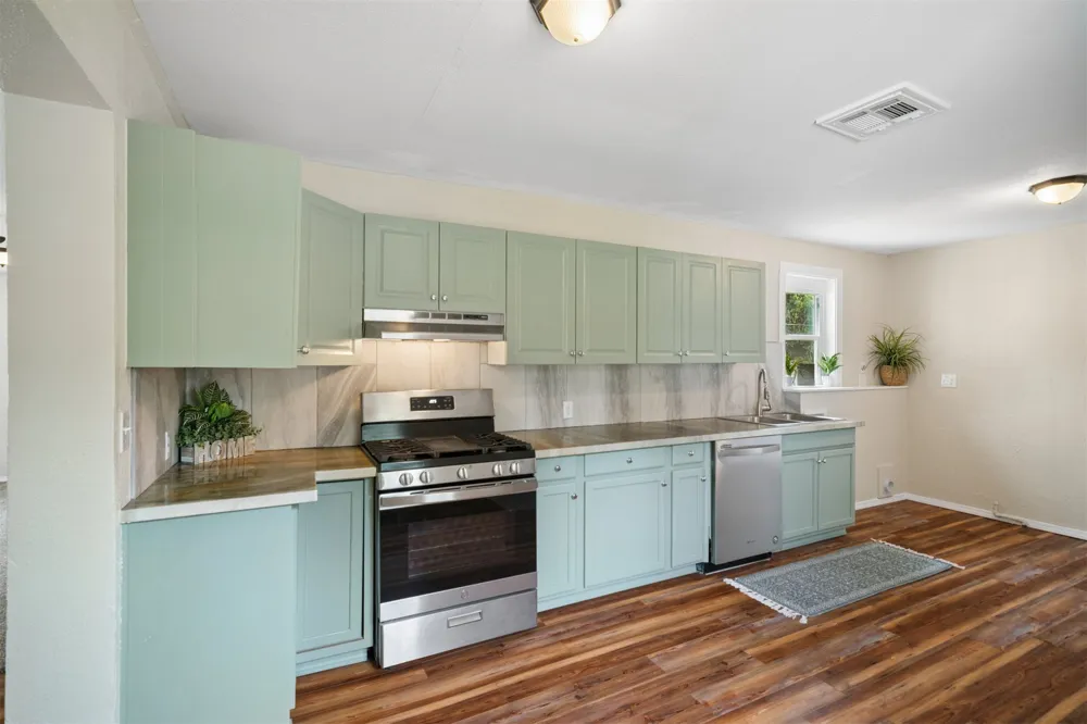 1335 E Maple St Cushing, OK 74023