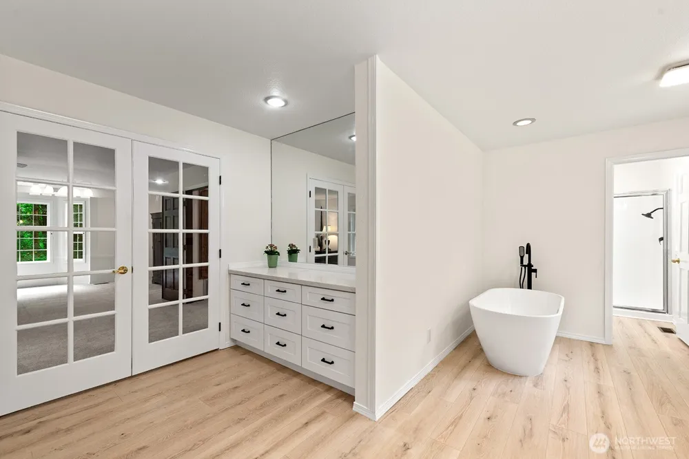 14029 232nd Avenue SE Issaquah, WA 98027