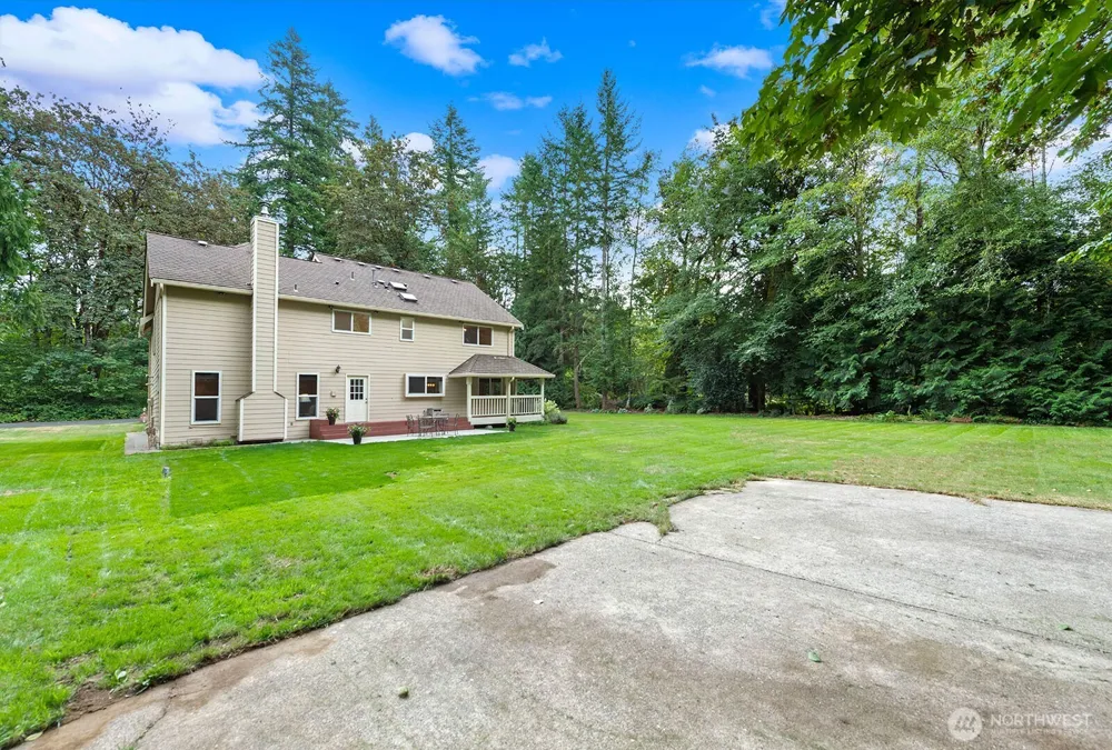 14029 232nd Avenue SE Issaquah, WA 98027