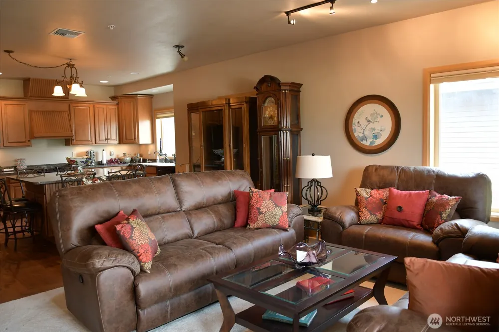 113 E Raymond Street #1B Chelan, WA 98816