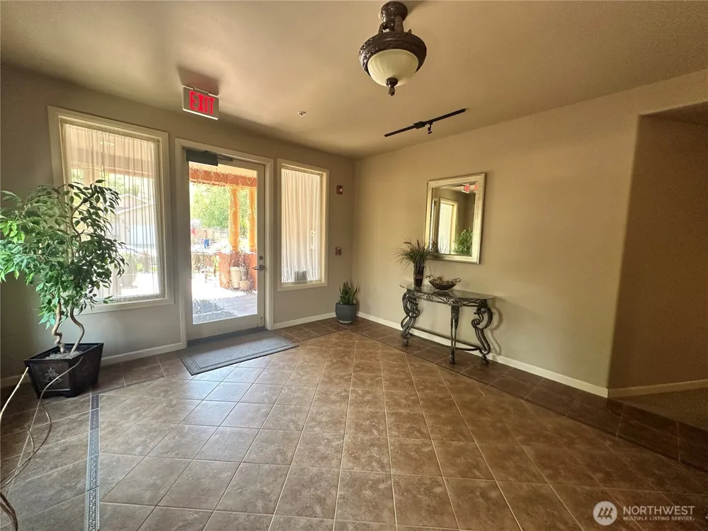 113 E Raymond Street #1B Chelan, WA 98816