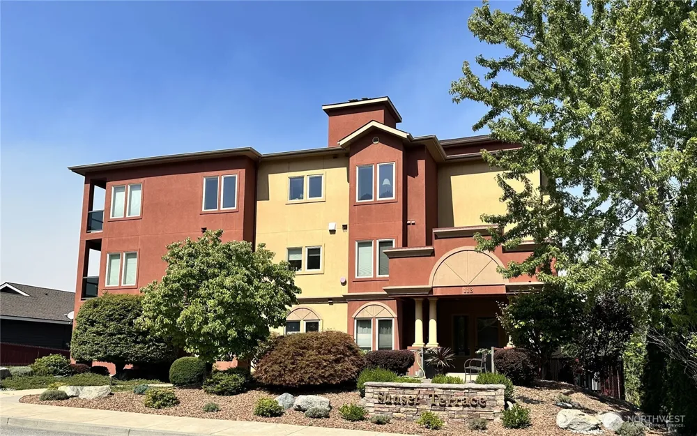 113 E Raymond Street #1B Chelan, WA 98816