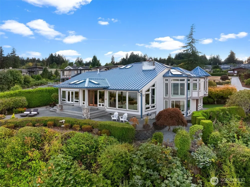 6803 Cascade Avenue Gig Harbor, WA 98335