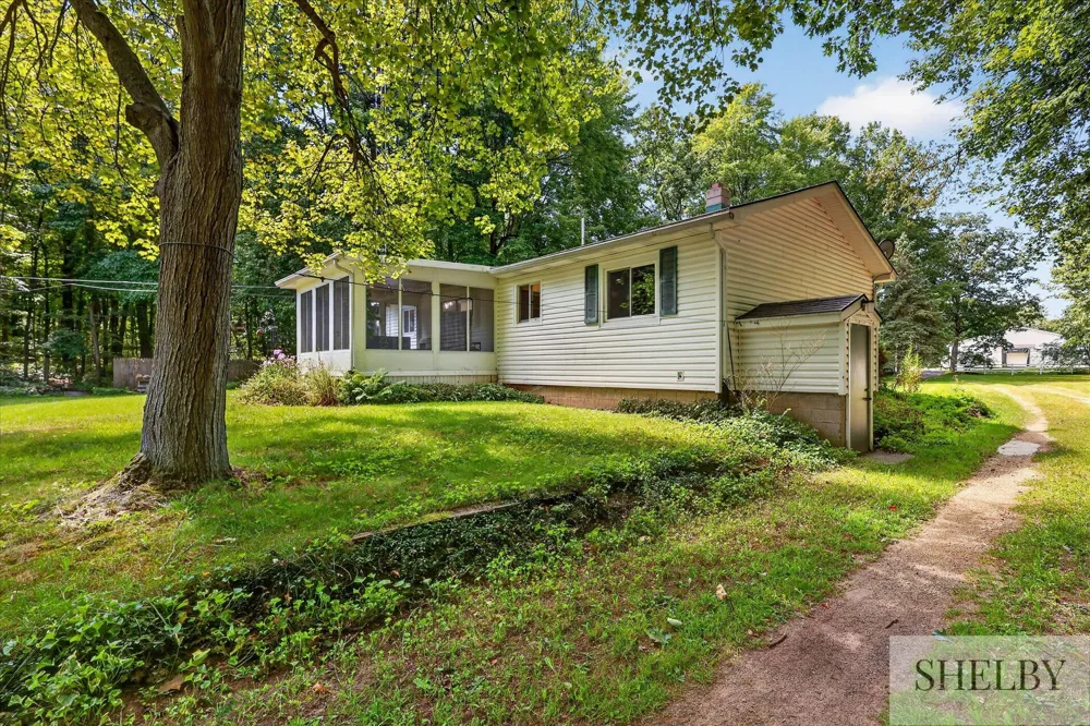 14200 Sparta Avenue Tyrone Township, MI 49330