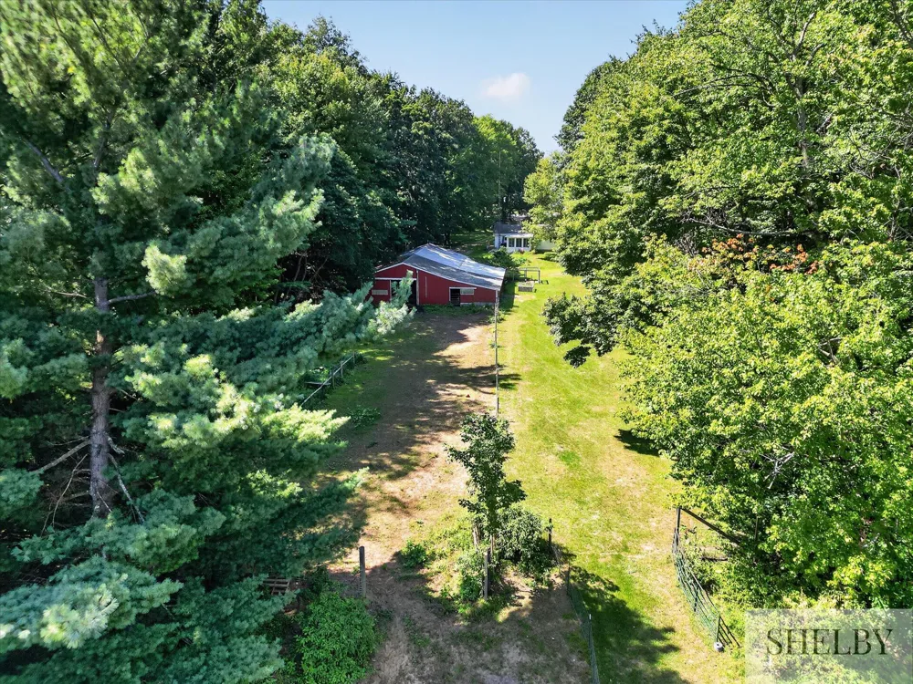 14200 Sparta Avenue Tyrone Township, MI 49330