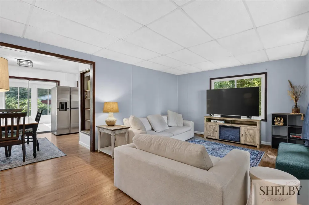 14200 Sparta Avenue Tyrone Township, MI 49330