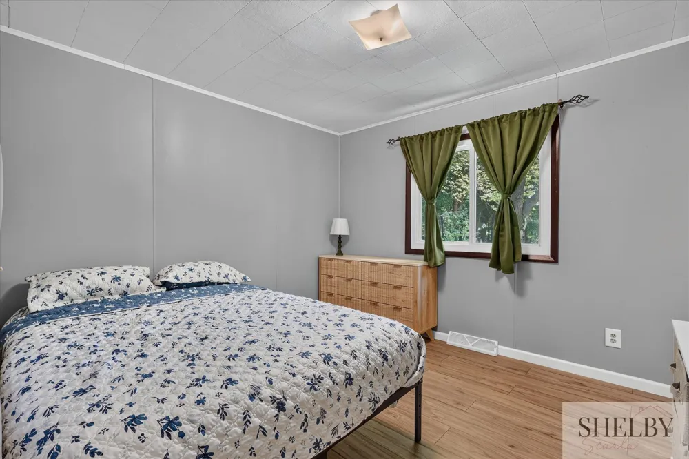14200 Sparta Avenue Tyrone Township, MI 49330