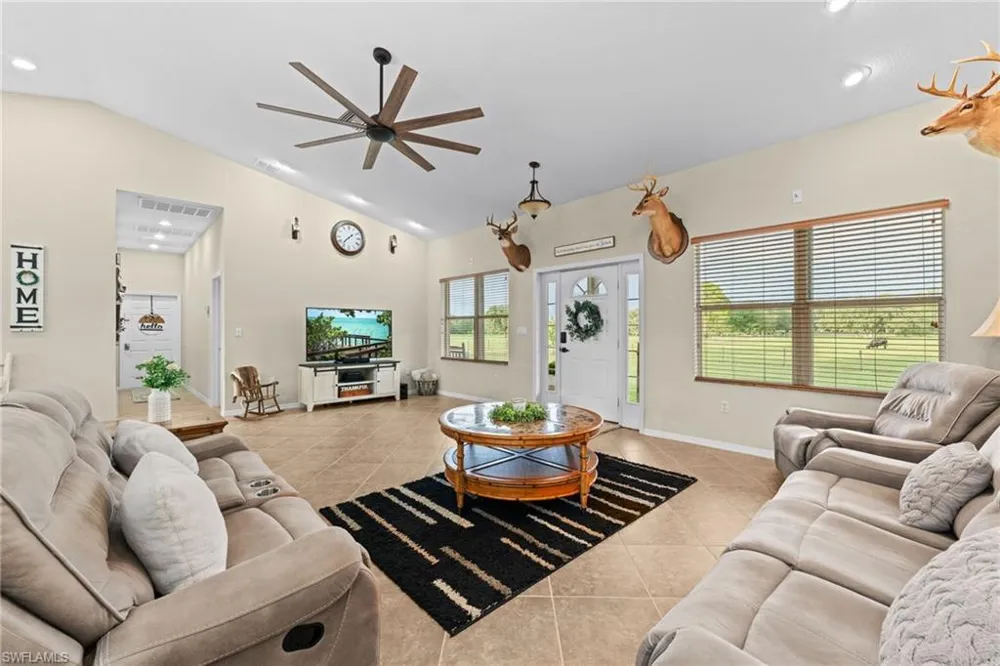 99 Trader Road Labelle, FL 33935