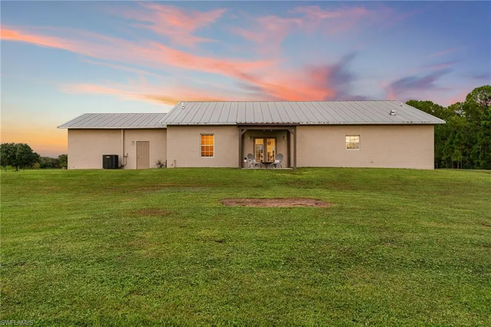99 Trader Road Labelle, FL 33935