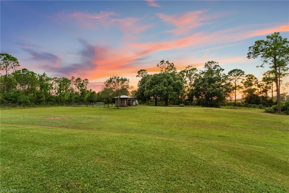 99 Trader Road Labelle, FL 33935