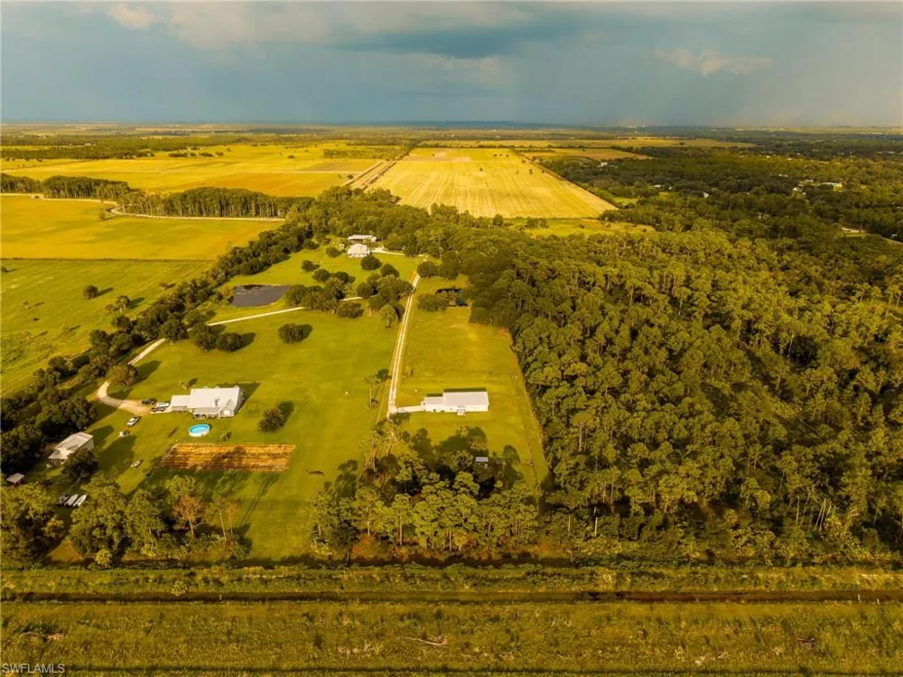 99 Trader Road Labelle, FL 33935