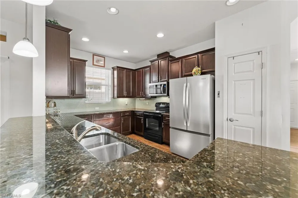 2652 Vareo Court Cape Coral, FL 33991