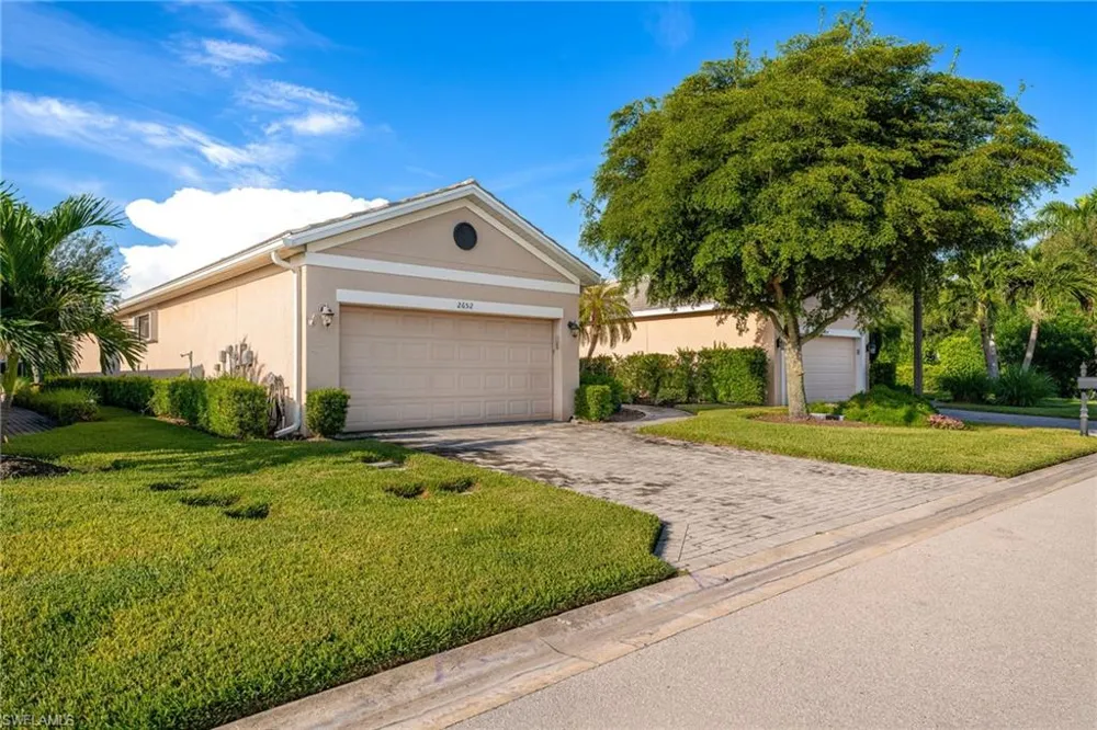 2652 Vareo Court Cape Coral, FL 33991