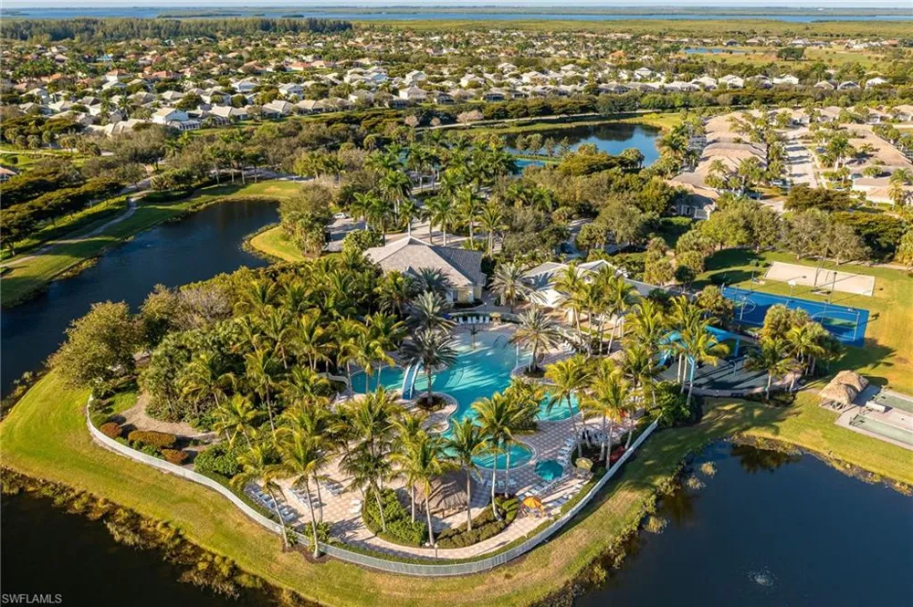 2652 Vareo Court Cape Coral, FL 33991