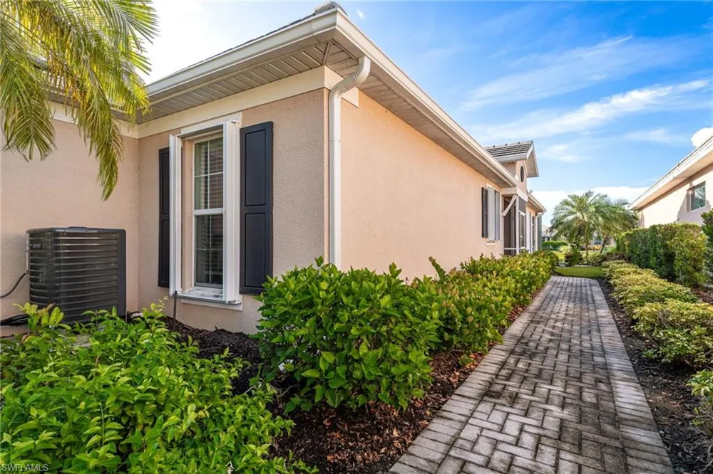 2652 Vareo Court Cape Coral, FL 33991