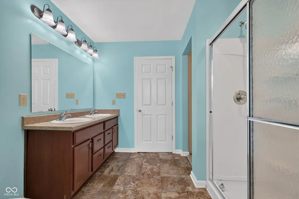 793 Crystal Drive Fortville, IN 46040