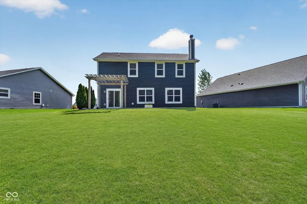 793 Crystal Drive Fortville, IN 46040