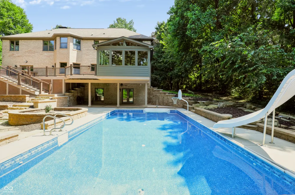 11353 Geist Bay Court Fishers, IN 46040