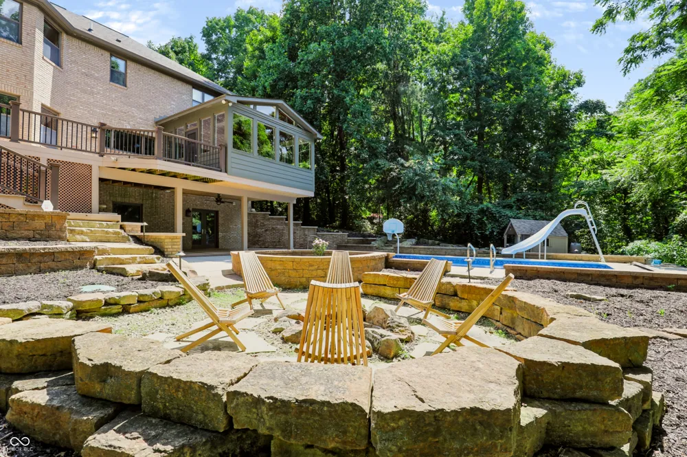 11353 Geist Bay Court Fishers, IN 46040