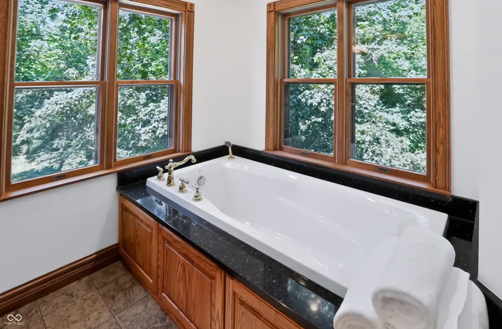 11353 Geist Bay Court Fishers, IN 46040