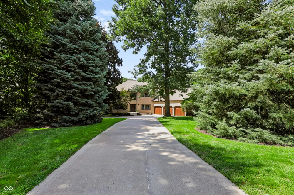 11353 Geist Bay Court Fishers, IN 46040