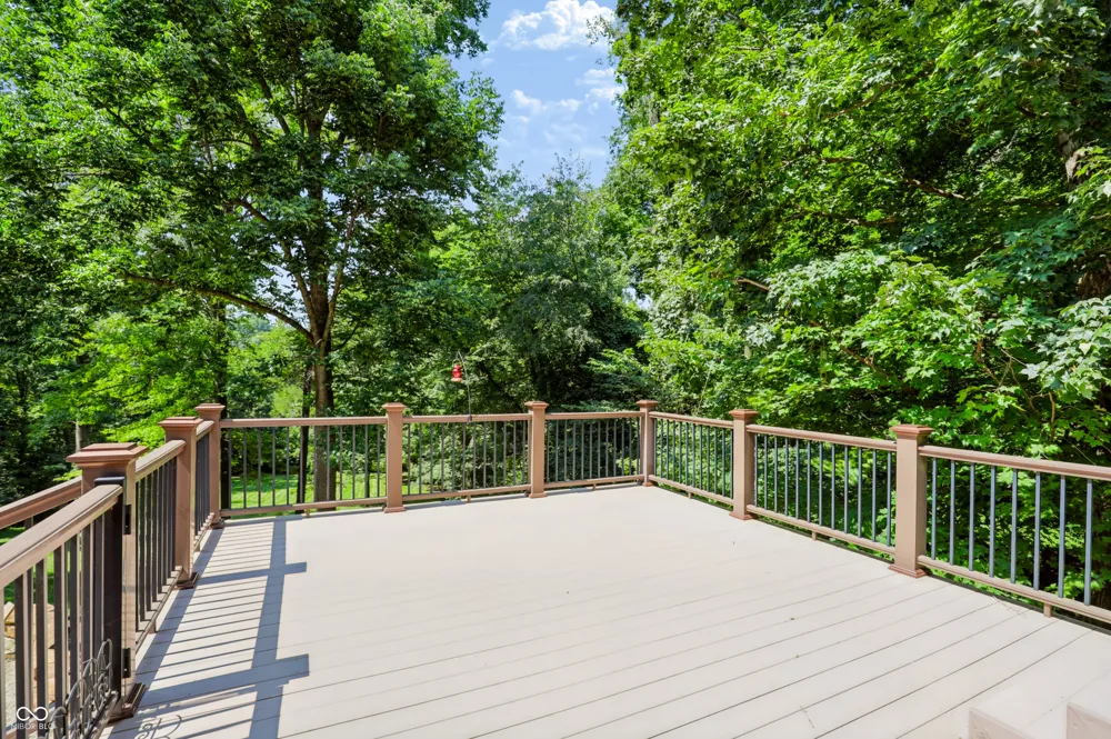 11353 Geist Bay Court Fishers, IN 46040
