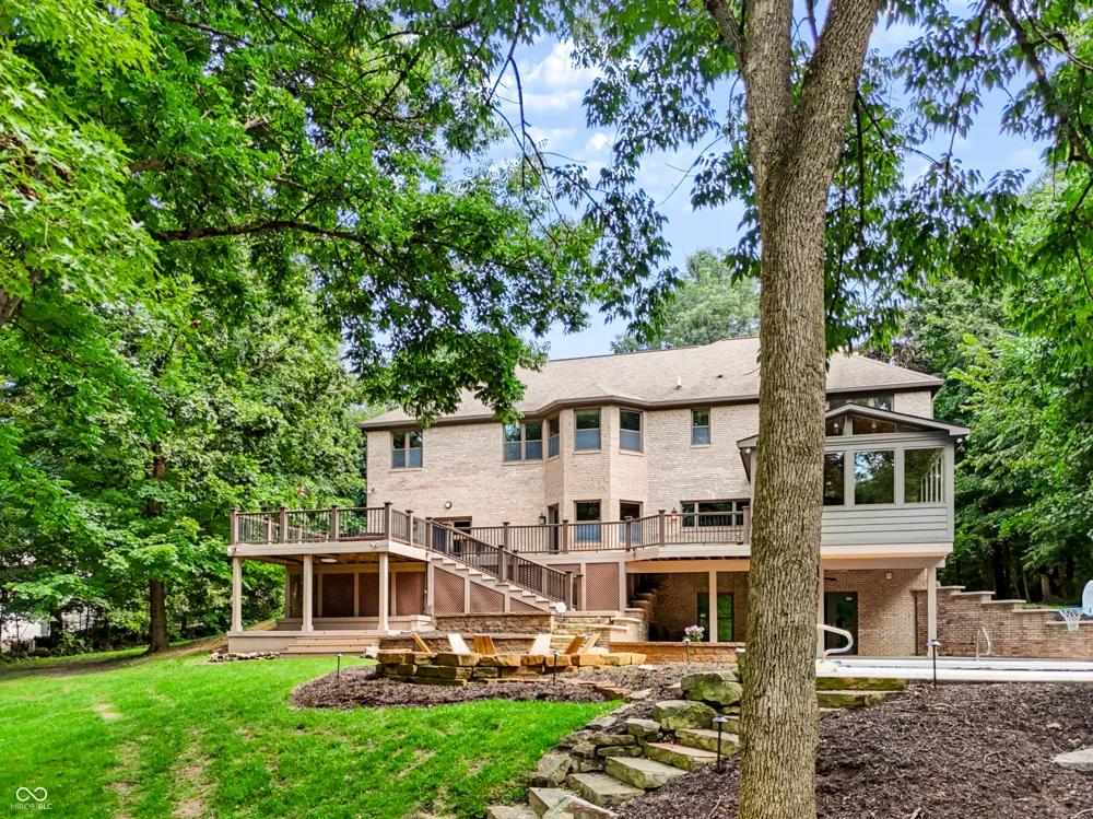 11353 Geist Bay Court Fishers, IN 46040