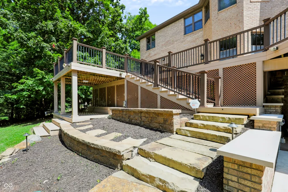 11353 Geist Bay Court Fishers, IN 46040