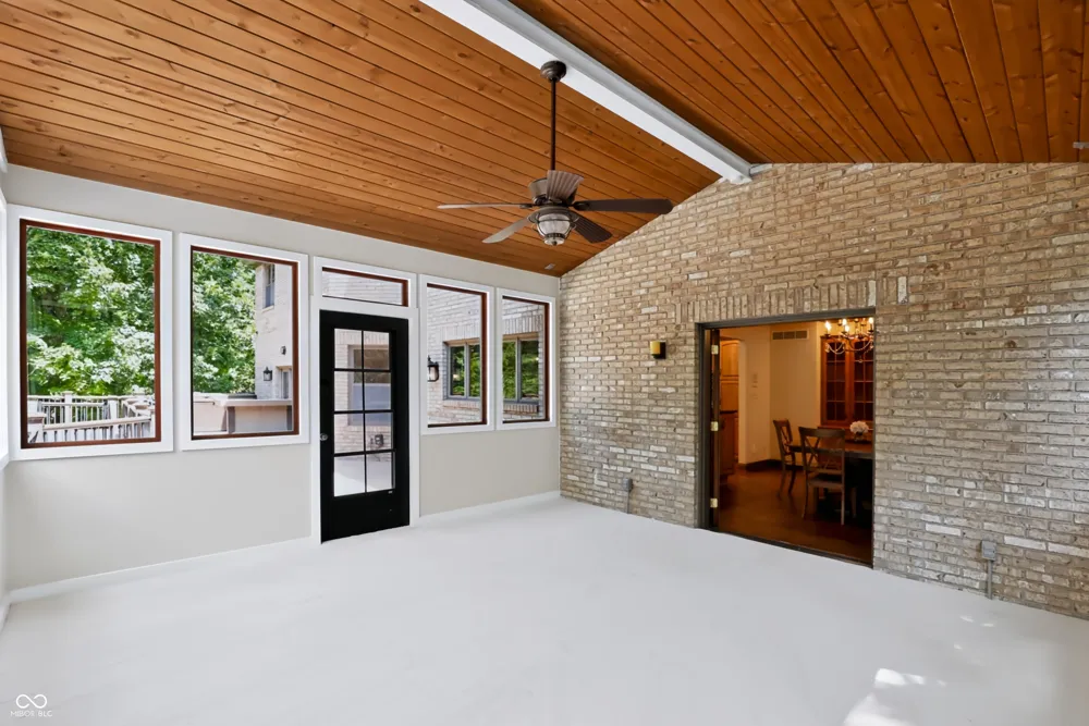 11353 Geist Bay Court Fishers, IN 46040