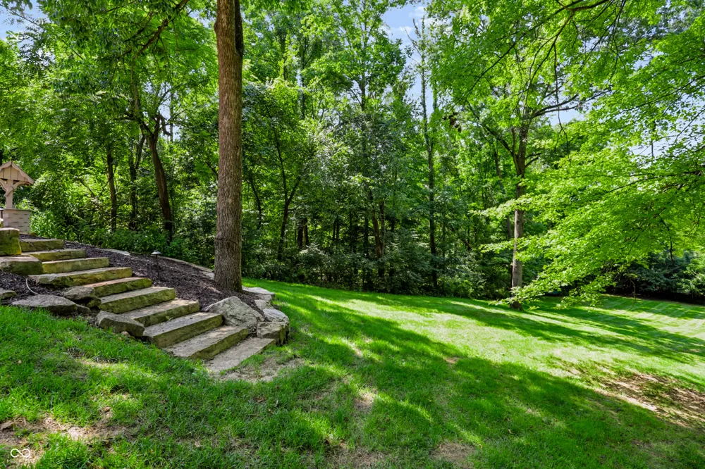 11353 Geist Bay Court Fishers, IN 46040