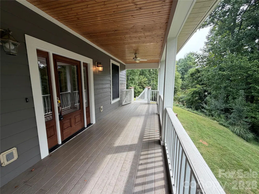 11 Jupiter Hills Drive Weaverville, NC 28787
