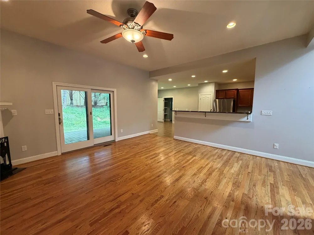 11 Jupiter Hills Drive Weaverville, NC 28787