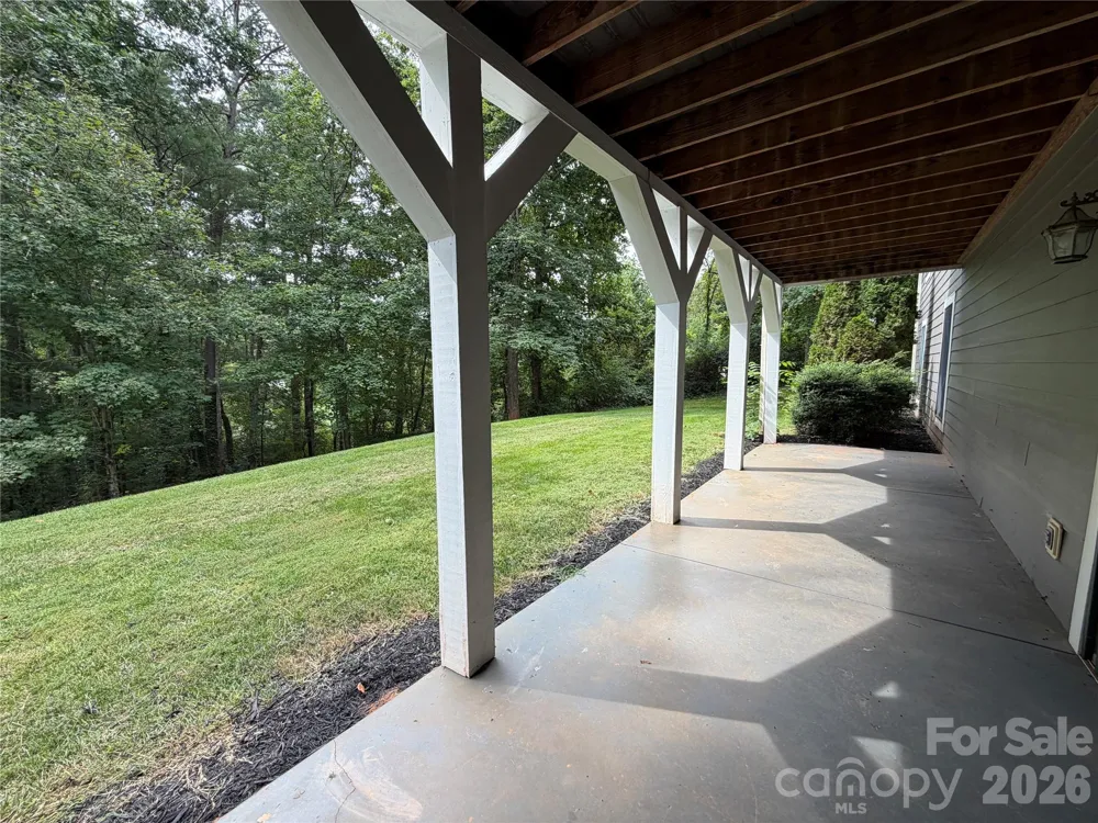 11 Jupiter Hills Drive Weaverville, NC 28787