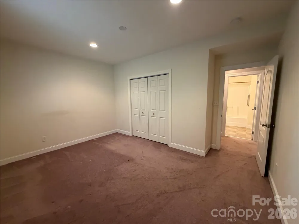11 Jupiter Hills Drive Weaverville, NC 28787