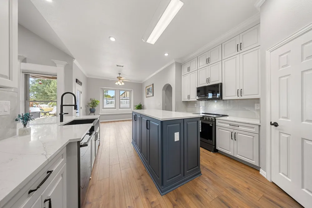 2100 Meadow Springs Drive Haslet, TX 76052