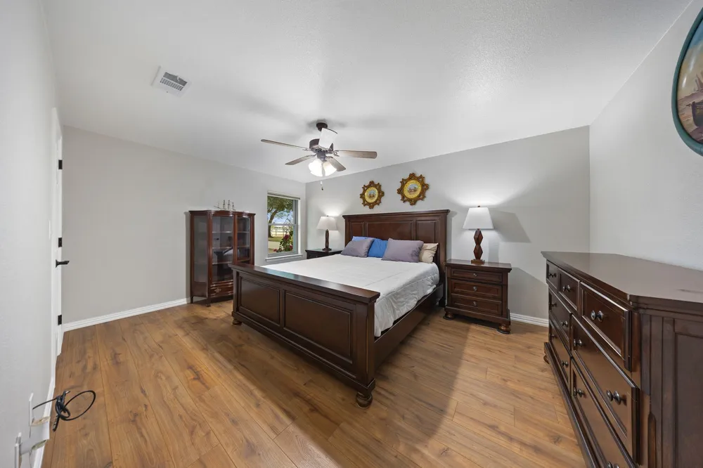 2100 Meadow Springs Drive Haslet, TX 76052