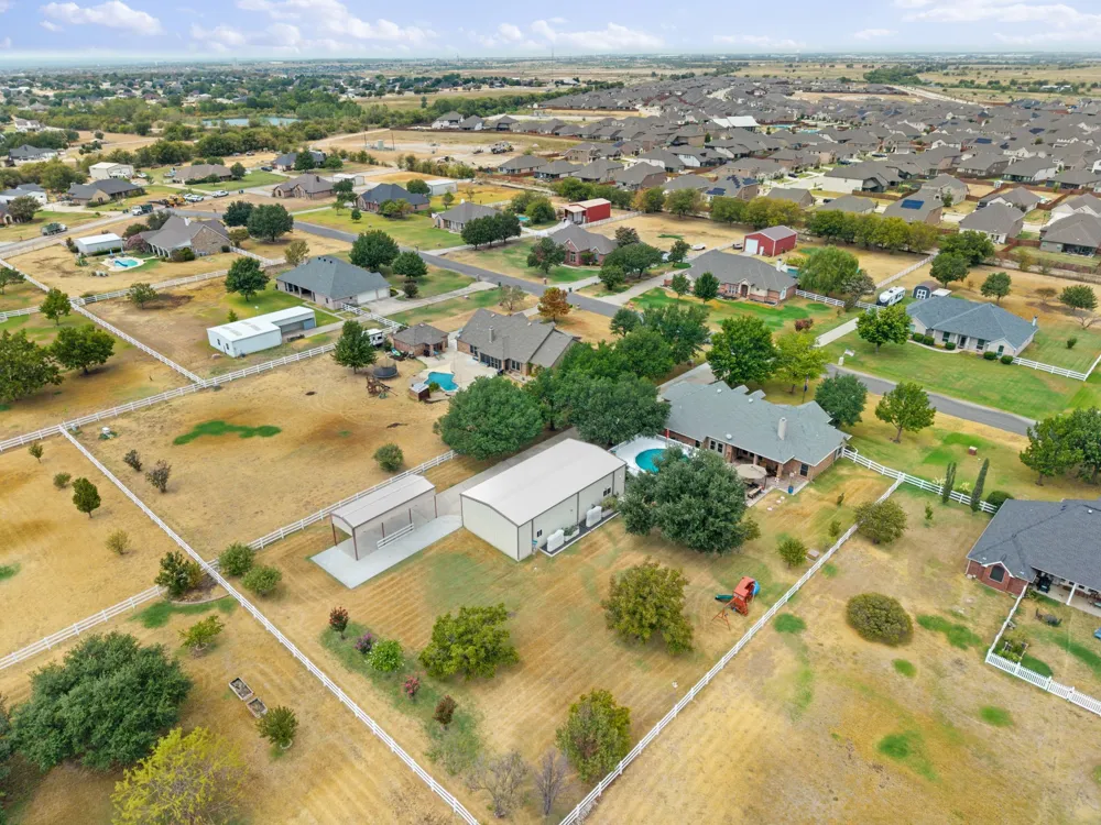 2100 Meadow Springs Drive Haslet, TX 76052