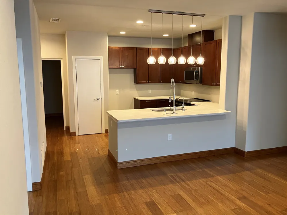 1220 W Trinity Mills Road #5009 Carrollton, TX 75006