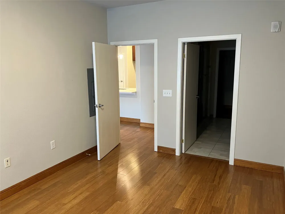 1220 W Trinity Mills Road #5009 Carrollton, TX 75006