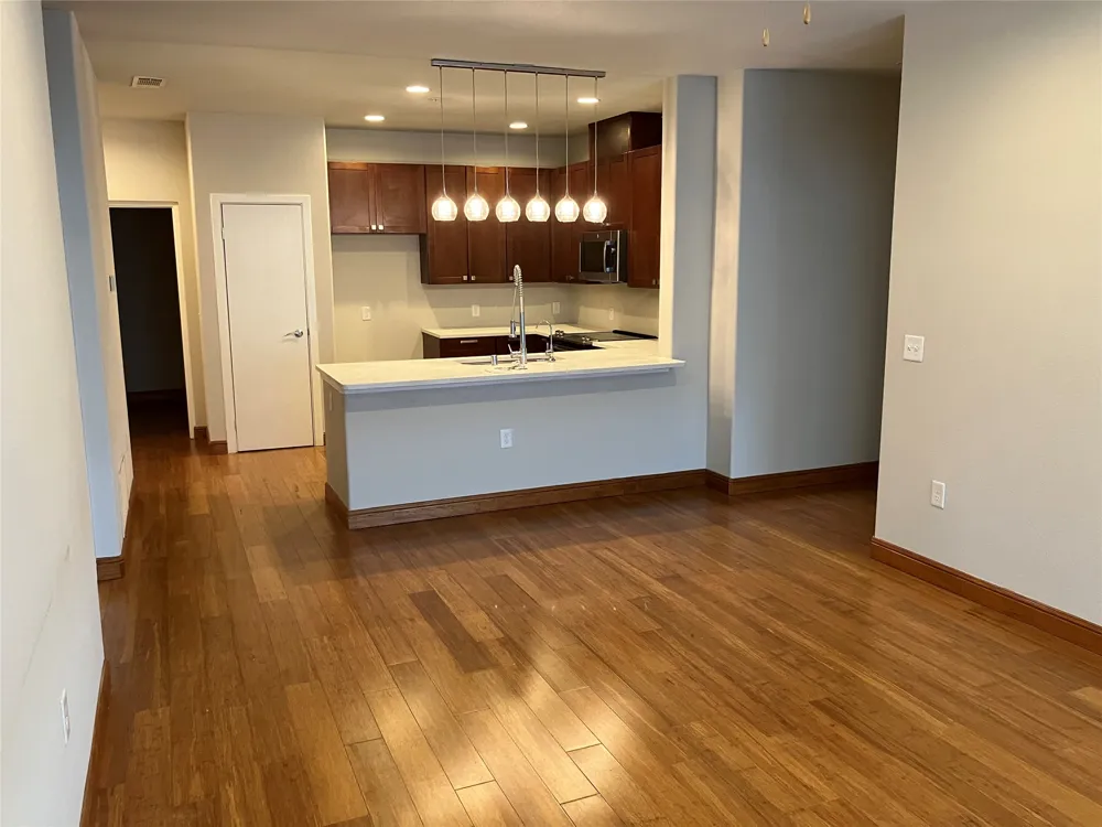 1220 W Trinity Mills Road #5009 Carrollton, TX 75006