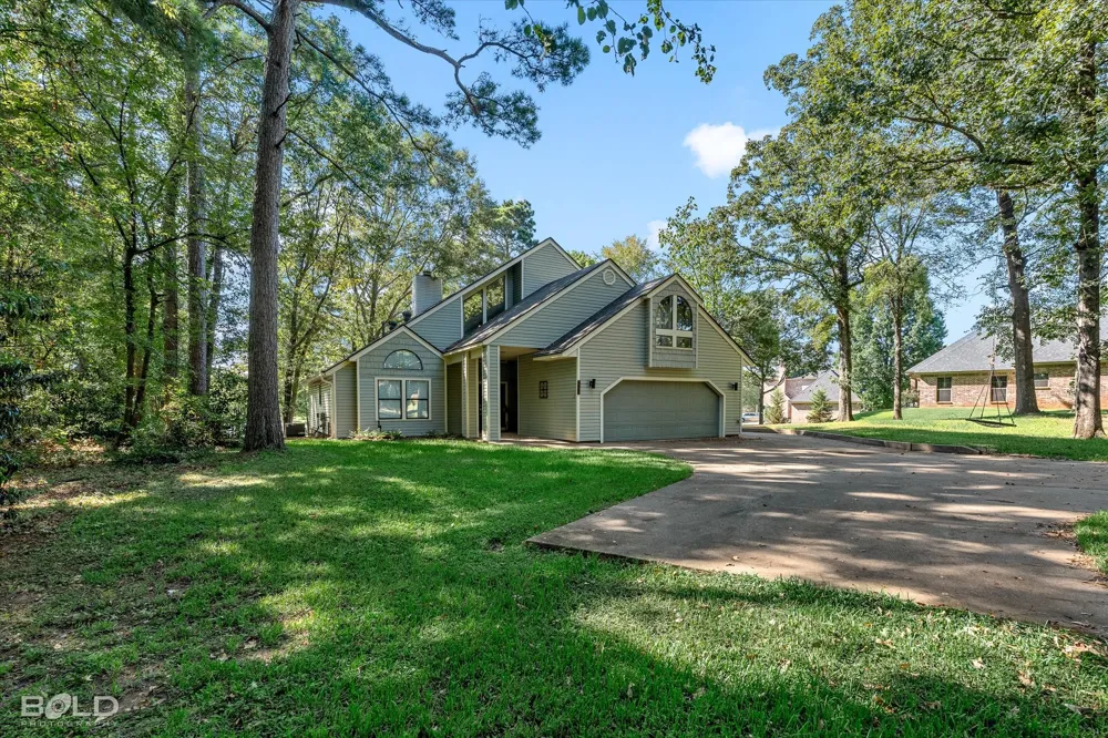1719 Lakecrest Drive Benton, LA 71006