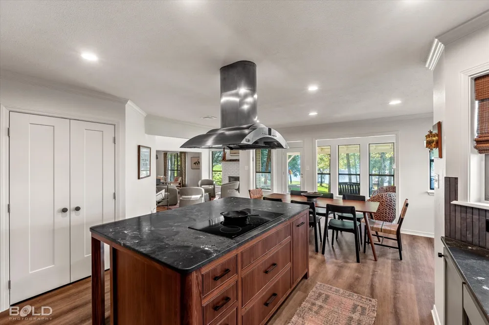 1719 Lakecrest Drive Benton, LA 71006
