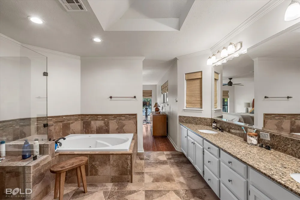 1719 Lakecrest Drive Benton, LA 71006