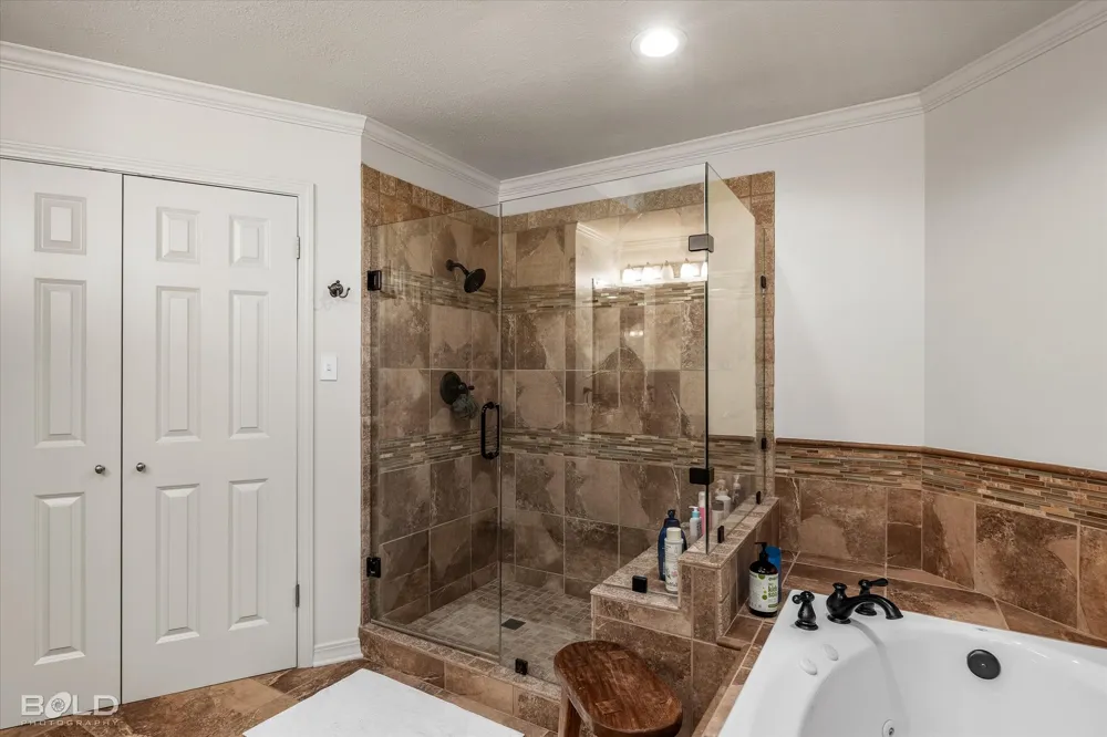 1719 Lakecrest Drive Benton, LA 71006