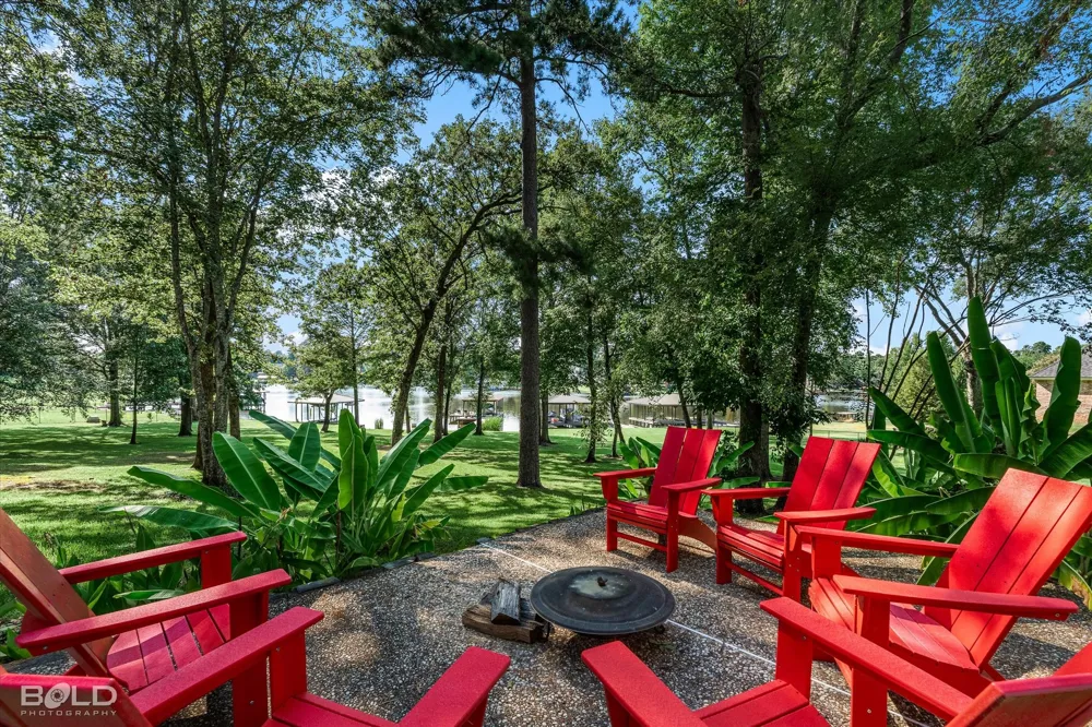 1719 Lakecrest Drive Benton, LA 71006