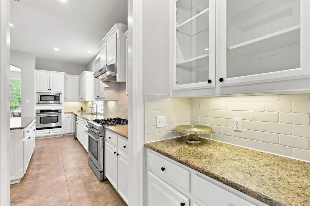 708 Bluffwood Avenue McKinney, TX 75072